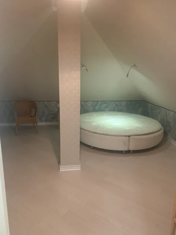 Дом в шаговой доступности от метро