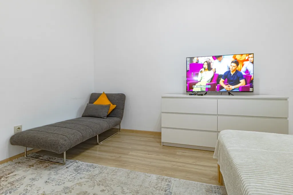 Квартира чистая, хорошая, теплая в доме бизнес класса