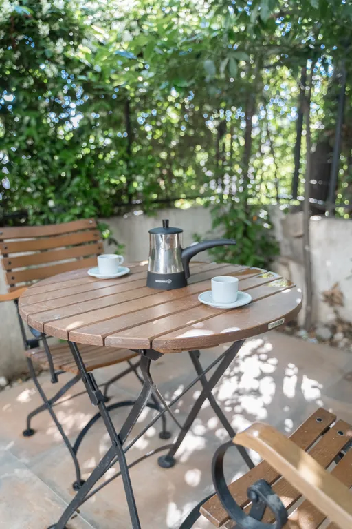 Уютная квартира в центре с садом