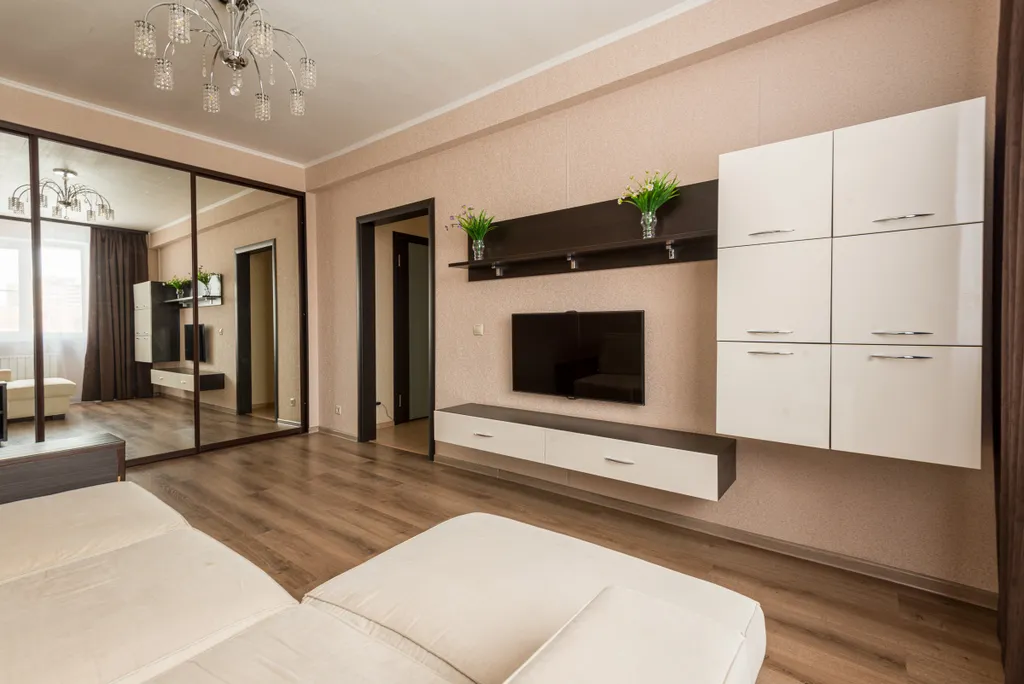 Квартира В центре, 2 кондиционера, 2 ТВ, гостиничный сервис, бесконтактно — аренда посуточно в Чебоксары