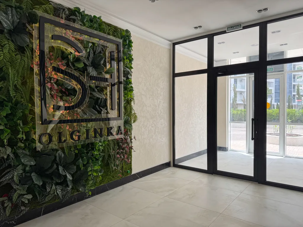 Студия с видом на море