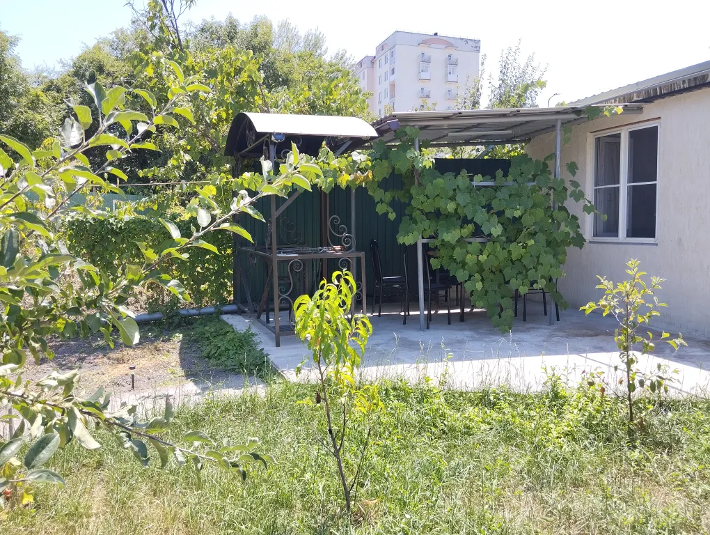 Уютный дом около парка