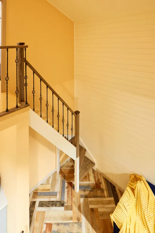 Уютный двухэтажный дом