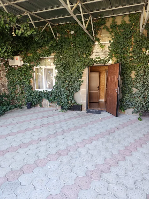 Аппартаменты с отдельным входом и навесом для авто