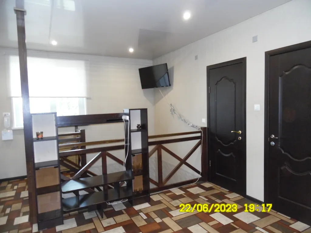 Уютная комфортная  половина дома с отдельным входом