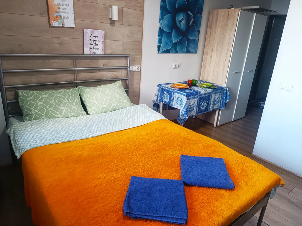 Трёхместная студия у Крокус Экспо и станции метро МЦД-D2 Пенягино