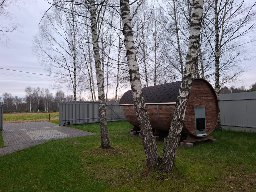 Коттедж Загородный дом у реки в лесу — Горки