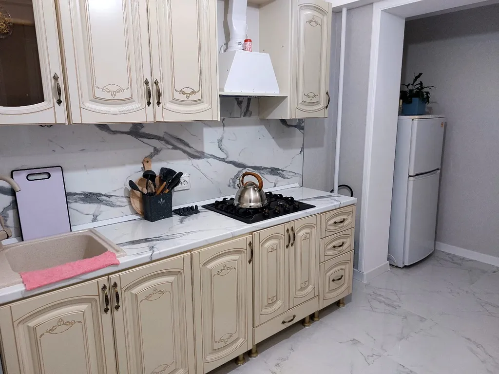 Квартира Квартира свежом ремонтом с видом на море — Махачкала