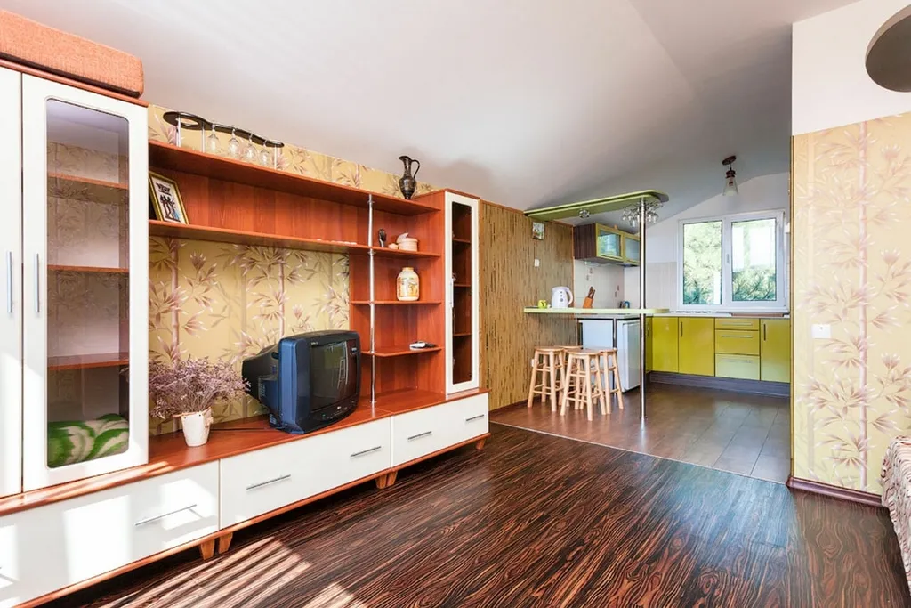 Студия с красивым видом на море и горы