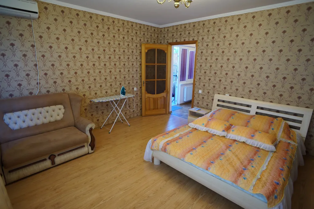 Квартира Комната — аренда посуточно в Алушта