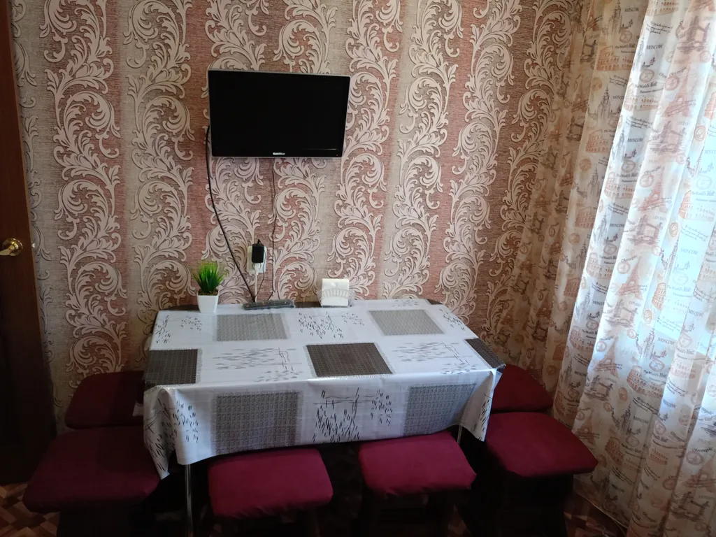 Трёхкомнатная квартира рядом с монастырём