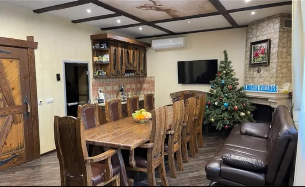 Коттедж Лучший дом на Дмитровском шоссе с джакузи, хамам и русским бильярдом — Лобня