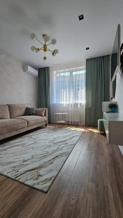 Современная 1- комнатная квартира со всеми удобствами