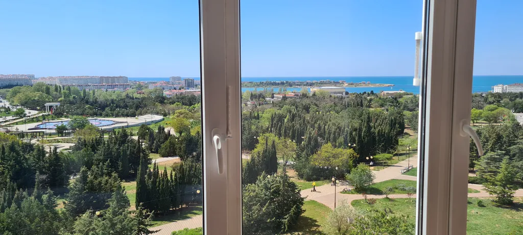 Квартира Квартира Апартамент с кухней и с балконом с видом на море — Севастополь