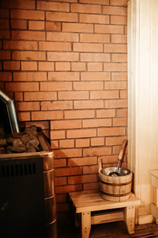 Дом на берегу озера