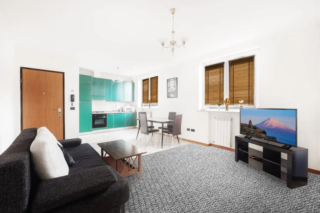 Квартира с 2 спальнями, балкон с видом на парк