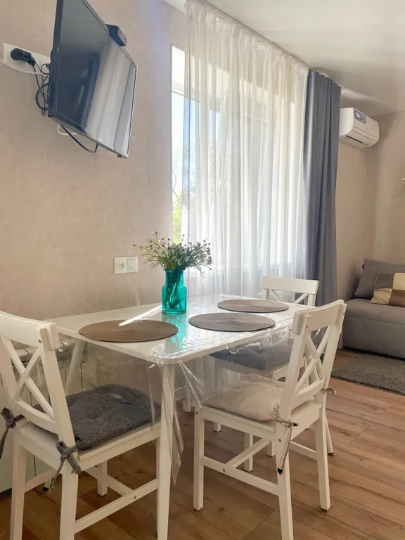 Шикарная квартира-студия возле моря и набережной