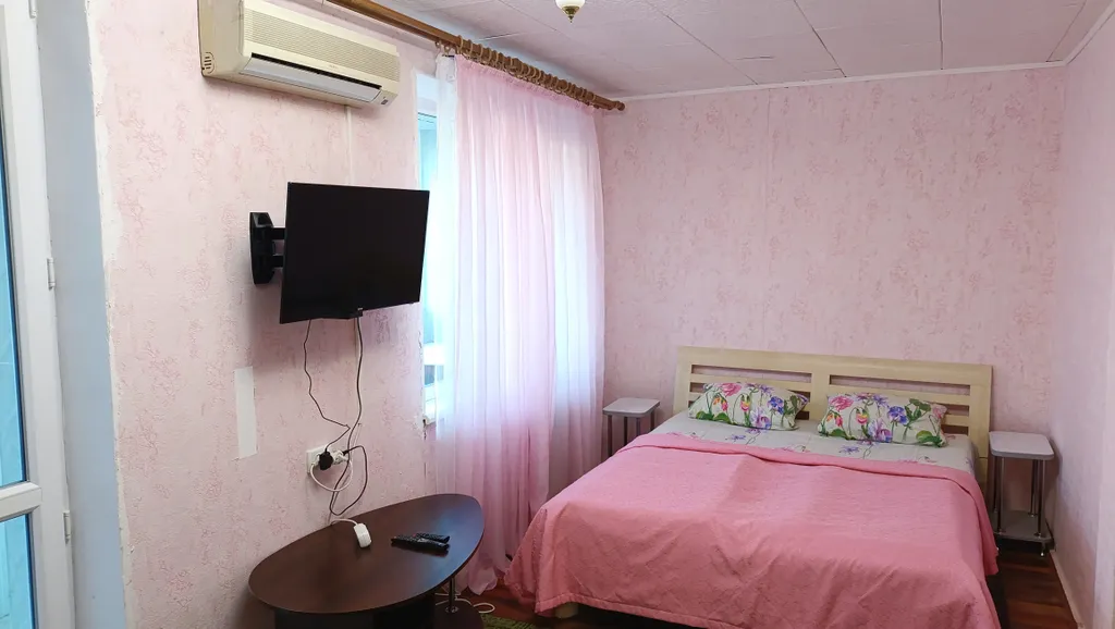 Уютная 2-комнатная квартира ближняя к морю многоэтажка