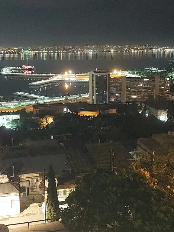 Тихая и уютная квартира с прекрасным видом на море