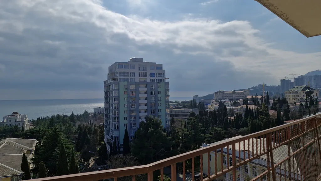 Просторная, видовая 2-комнатная квартира