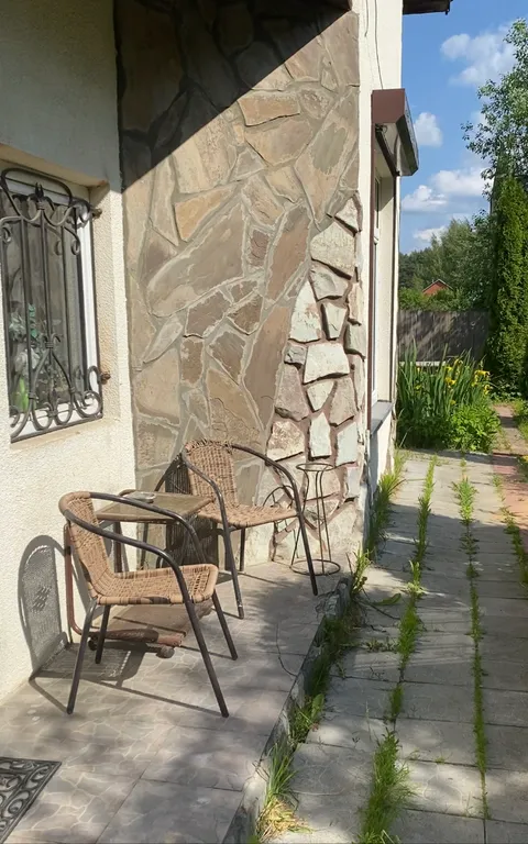 Тёплый коттедж в лесу