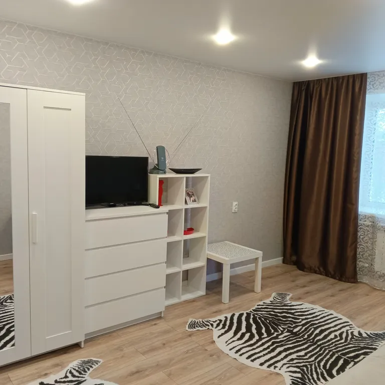 Отличная 2-комнатная квартира с ремонтом в центре города