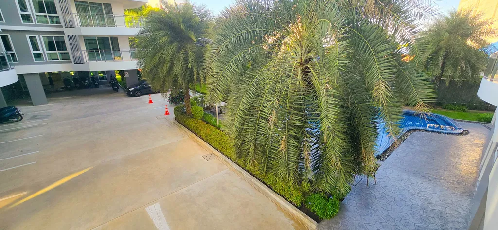 Уютная квартира для отпуска на первой линии с видом на бассейн