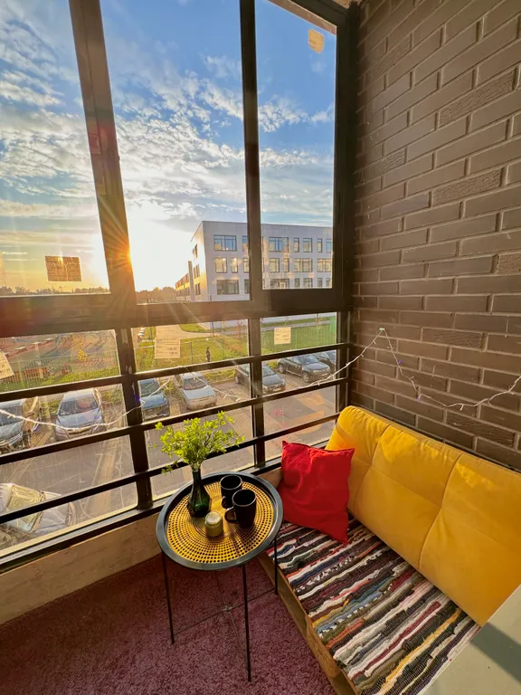 Уютная дизайнерская студия лофт