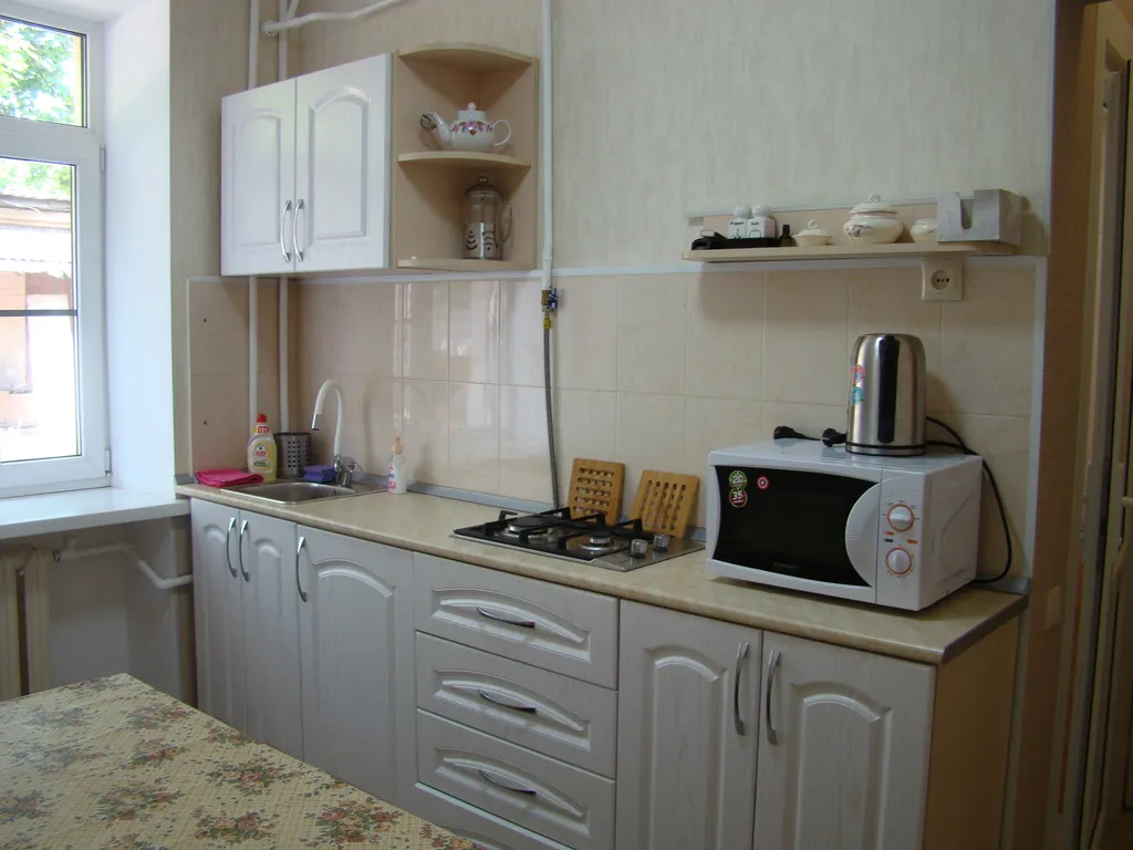 Двухкомнатная квартира в тихом дворике