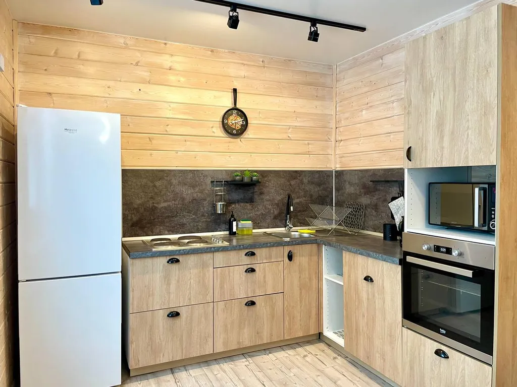 6-комнатный Дом