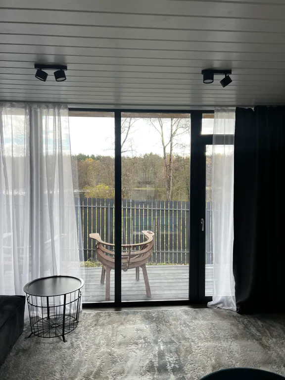 Дом на берегу пруда в Эко-местечке с банным чаном