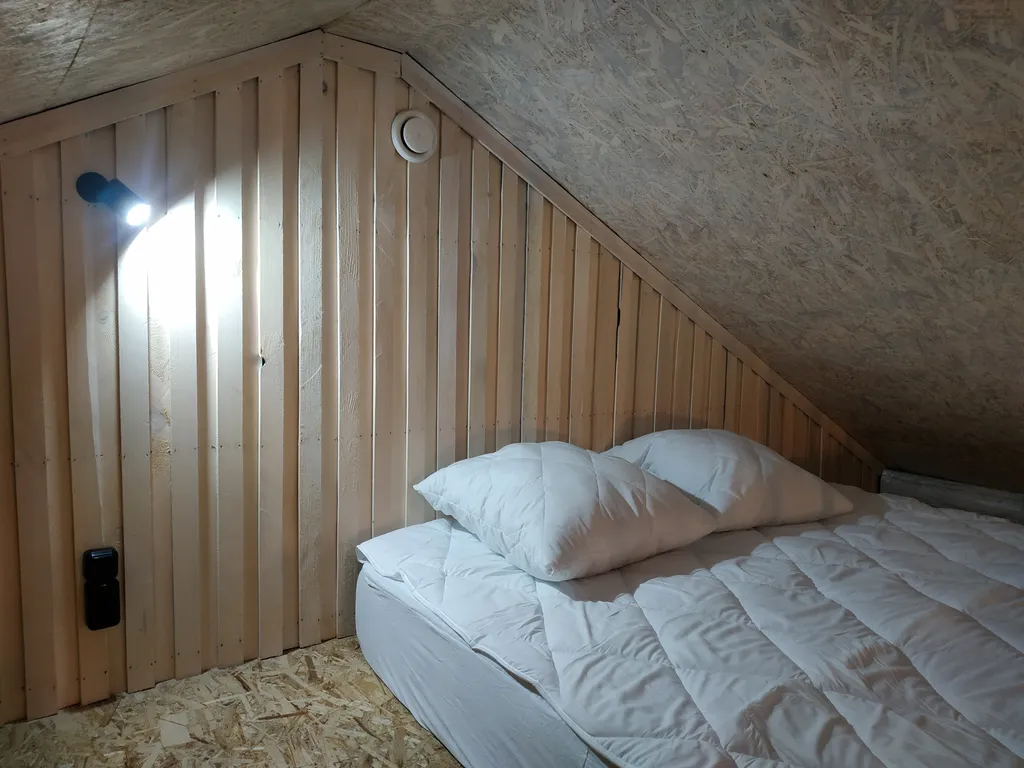 Уютный дом в лесу