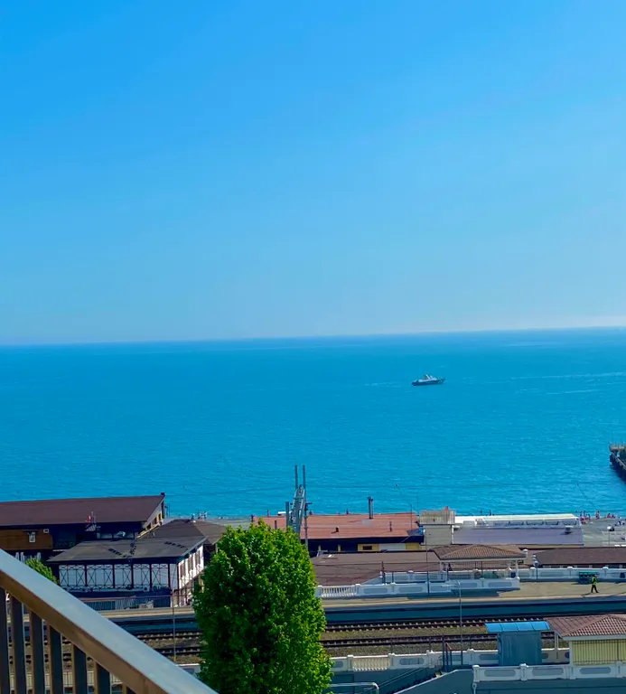 Квартира с видом на море