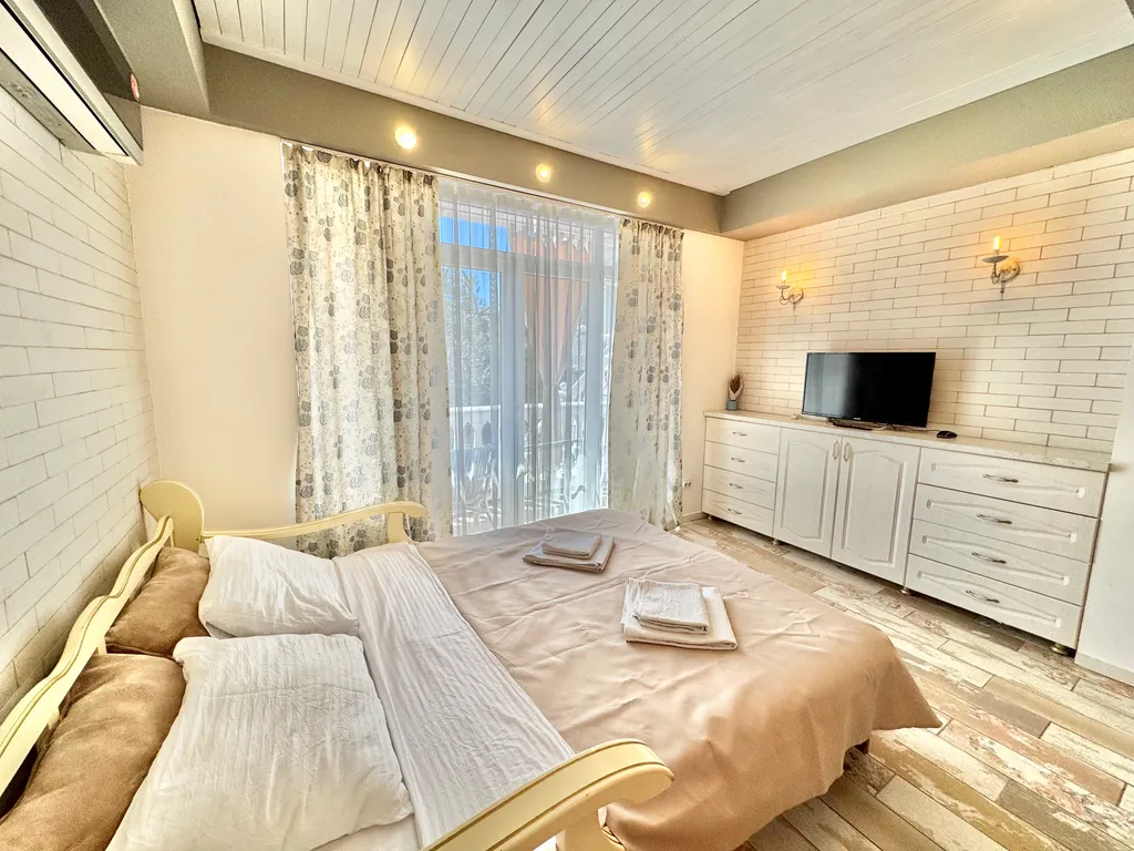 2х-к апартамент 2й-этаж с балконом в жк вилладельмар крым ялта гаспра