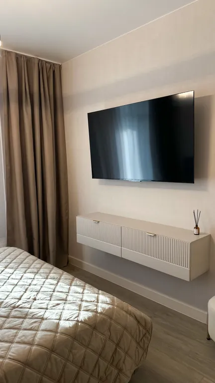 Шикарная, светлая, чистая студия в центре города с видом на Амур