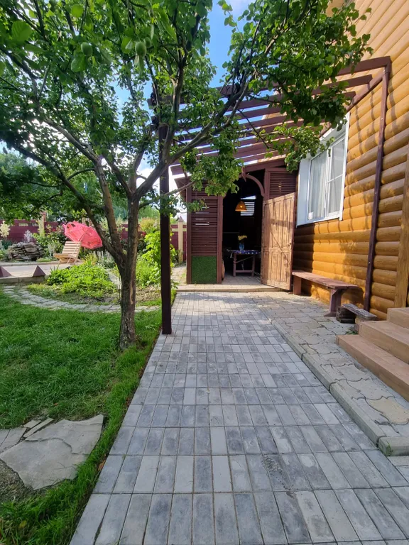 Коттедж Уютный дом рядом с морем в тенисом, фруктовом саду. — Южная Озереевка