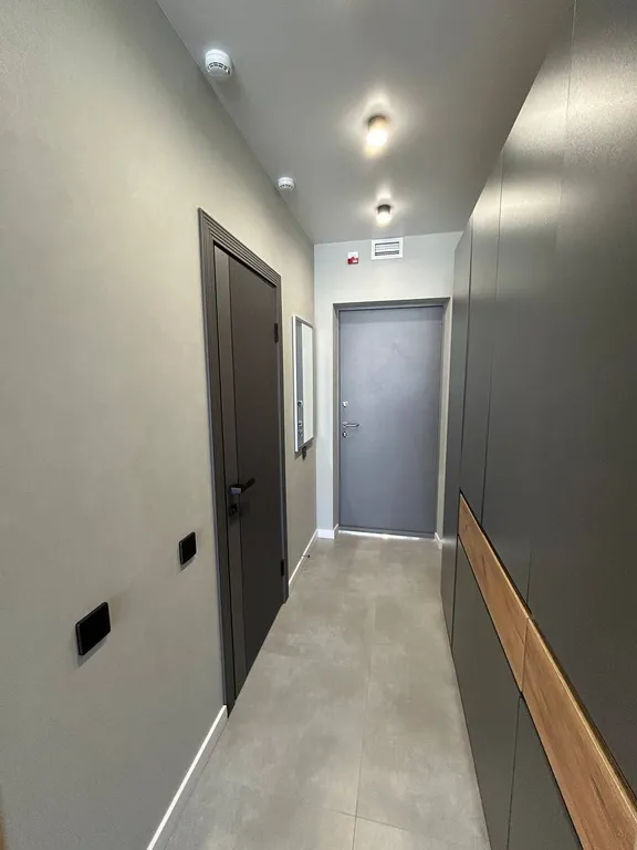 Стильная квартира с видом на лес