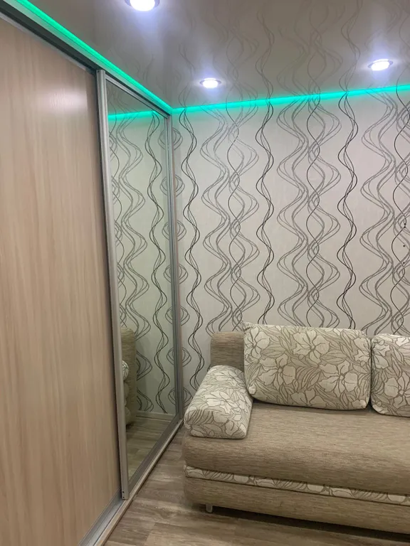 Двухкомнатная квартира на Коминтерна