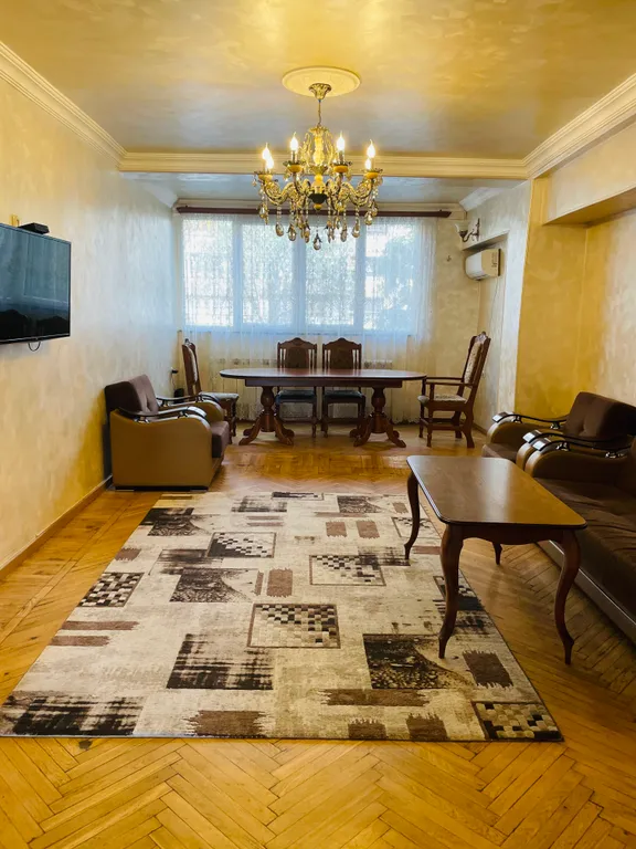 Квартира в центре — аренда посуточно в Ереван