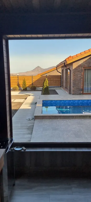 Уютный дом с термальным бассейном и баней