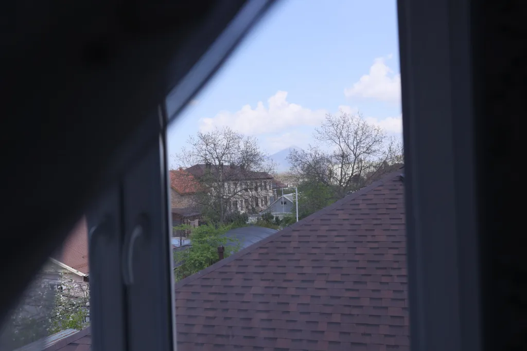 Уютная трёхкомнатная квартира на 2 этаже частного дома