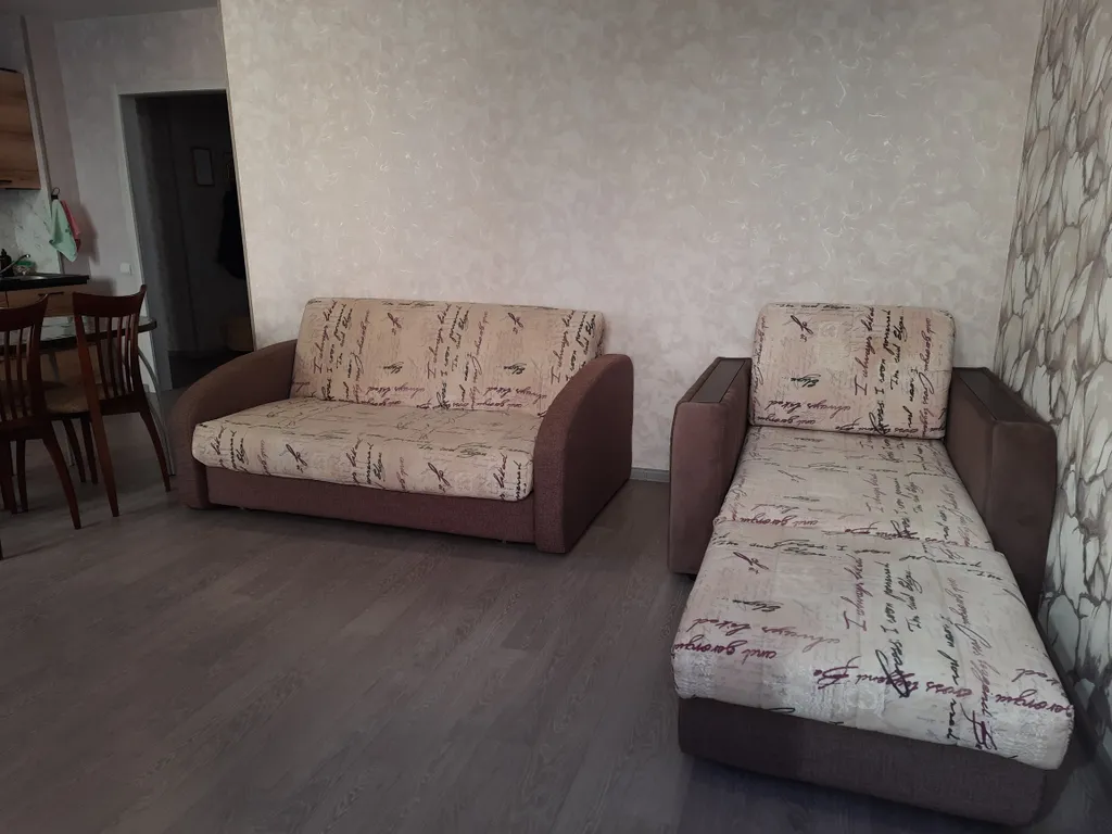 Евротрешка рядом с Протон-Ареной и ДВВС