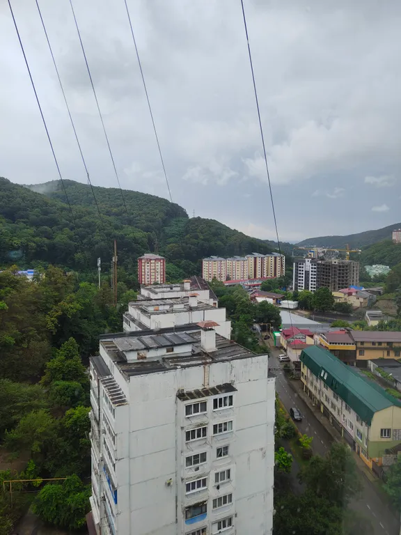 Просторная квартира в тихом районе — аренда посуточно в Туапсе