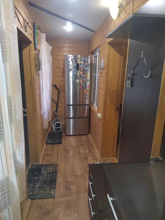 Коттедж Деревянный домик в лесной чаще рядом с морем — Геленджик