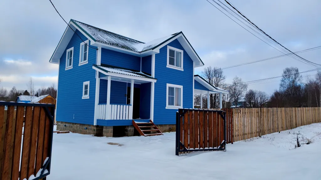 Дом с террасой