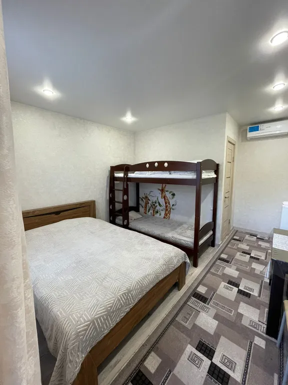 Уютный дом в тихом районе города в 3-х км от трассы м4