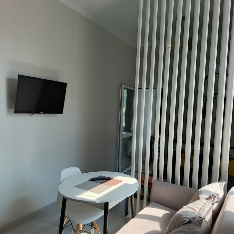 Квартира -студия с современным ремонтом