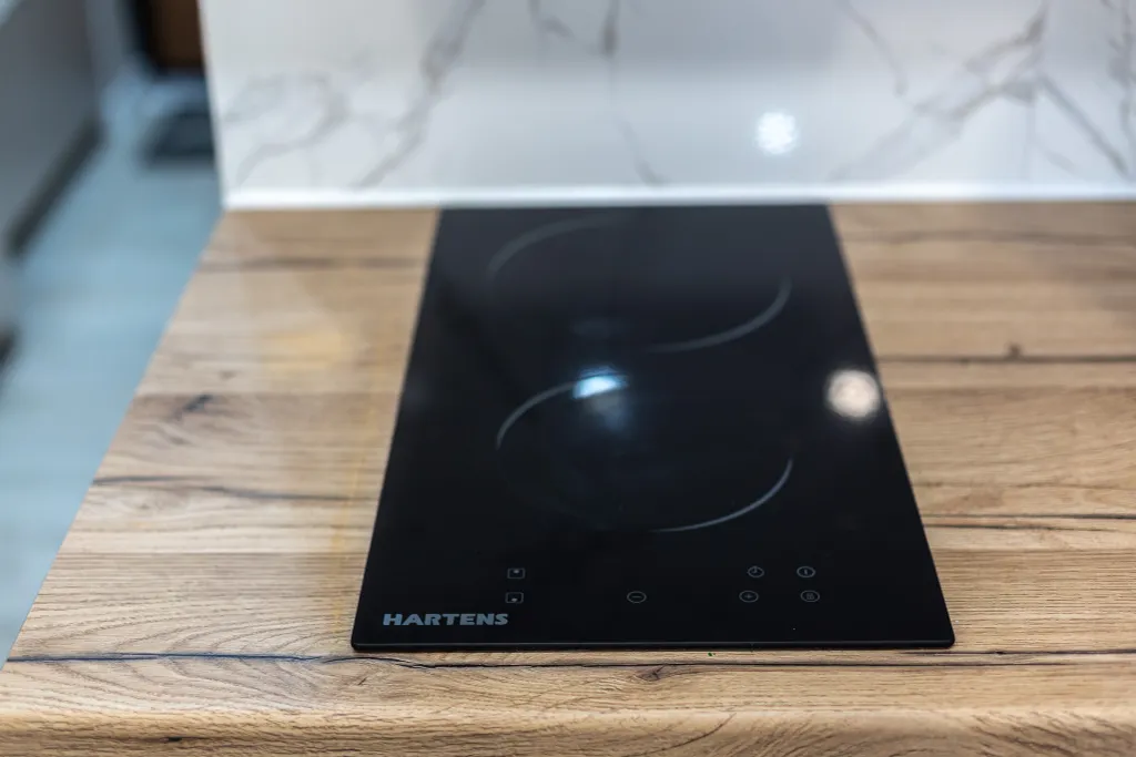 Студия с балконом и видом на лесопарк