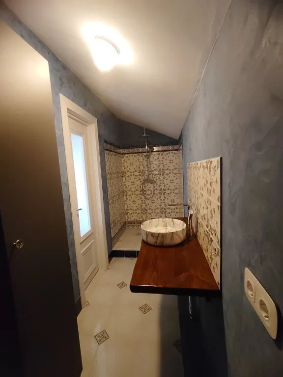 Дом коттедж с дизайнерским ремонтом