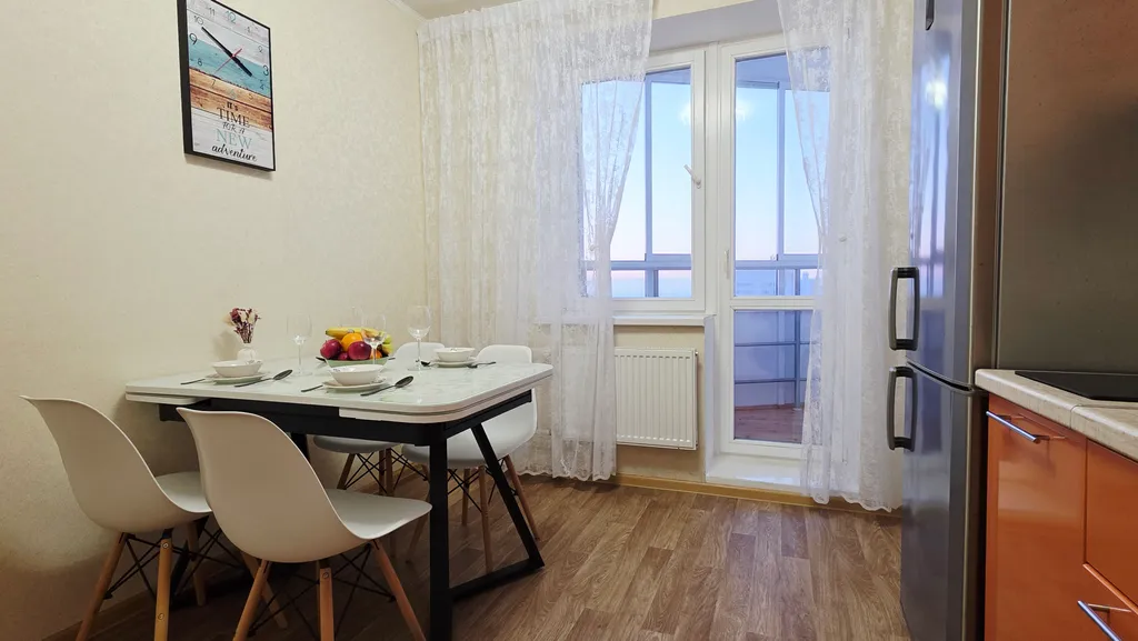 Замечательная квартира в центре с шикарным видом на реку Кама и лес